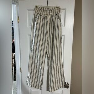 Beach pants from buckle